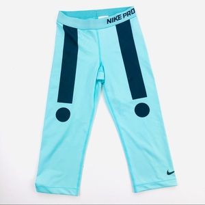 Nike pro dri fit training Capri leggings